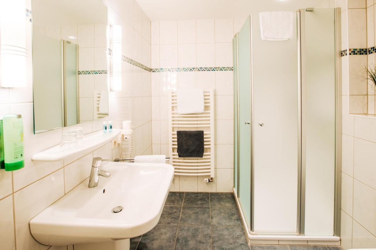 Hotel Schiffer Bensersiel Extérieur photo